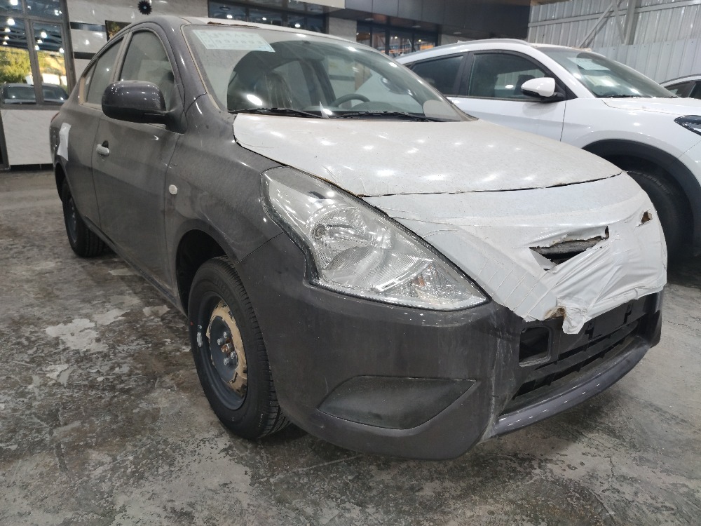 Nissan Sunny